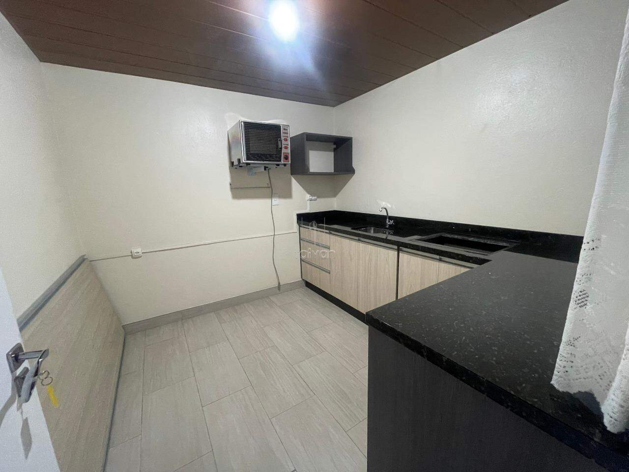 Casa para aluguel no Estrada Nova: 