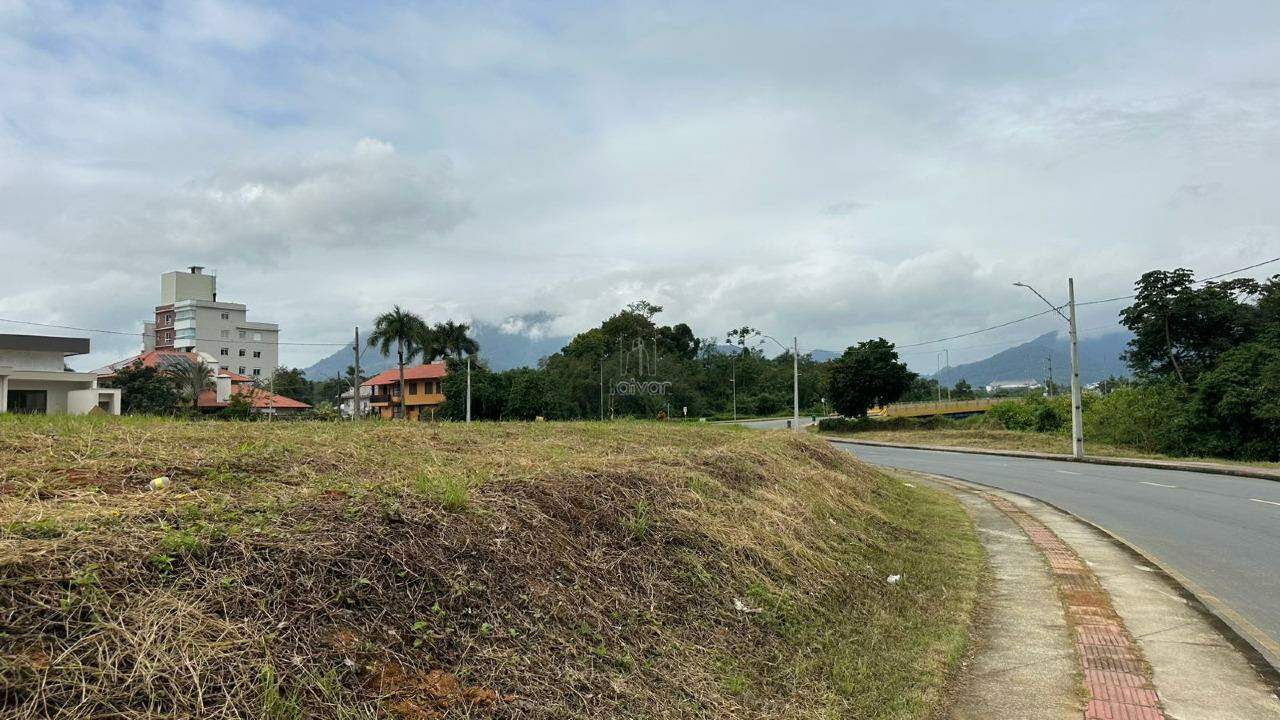 Terreno à venda no Czerniewicz: 