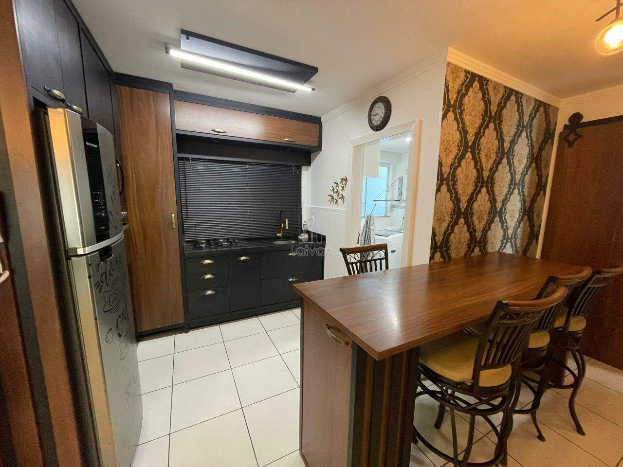 Apartamento para aluguel no Centro: 