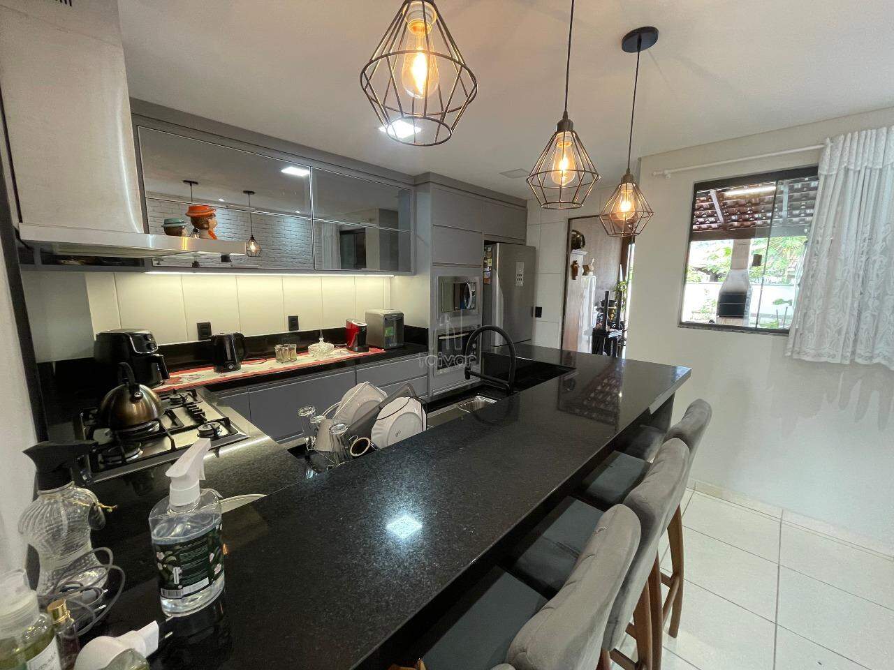 Casa para aluguel no Jaraguá 99: 