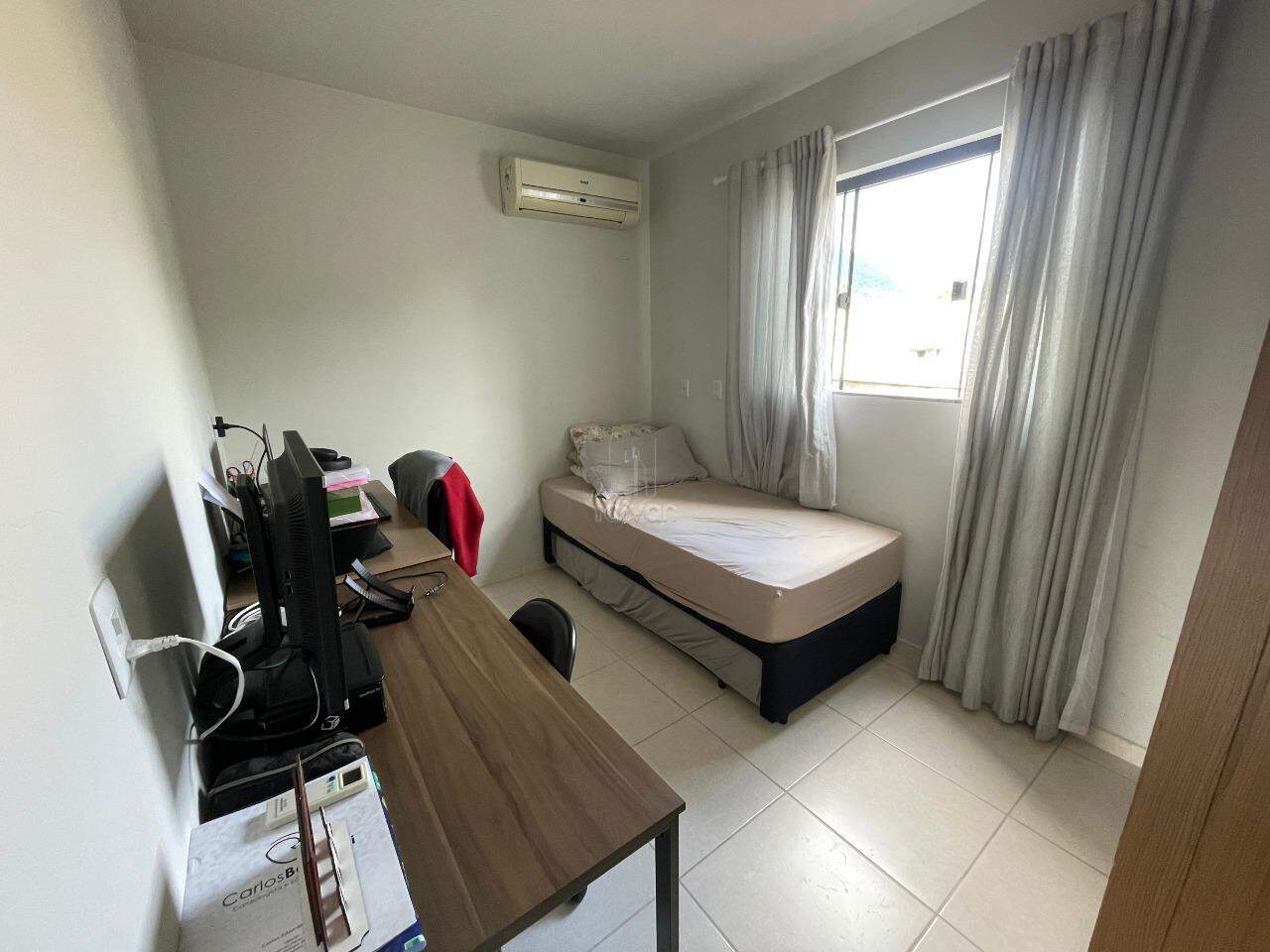 Casa para aluguel no Jaraguá 99: 