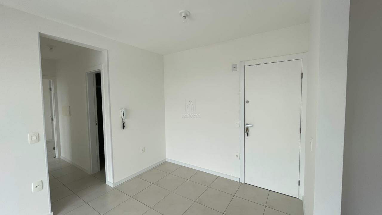 Apartamento para aluguel no Jaraguá 99: 