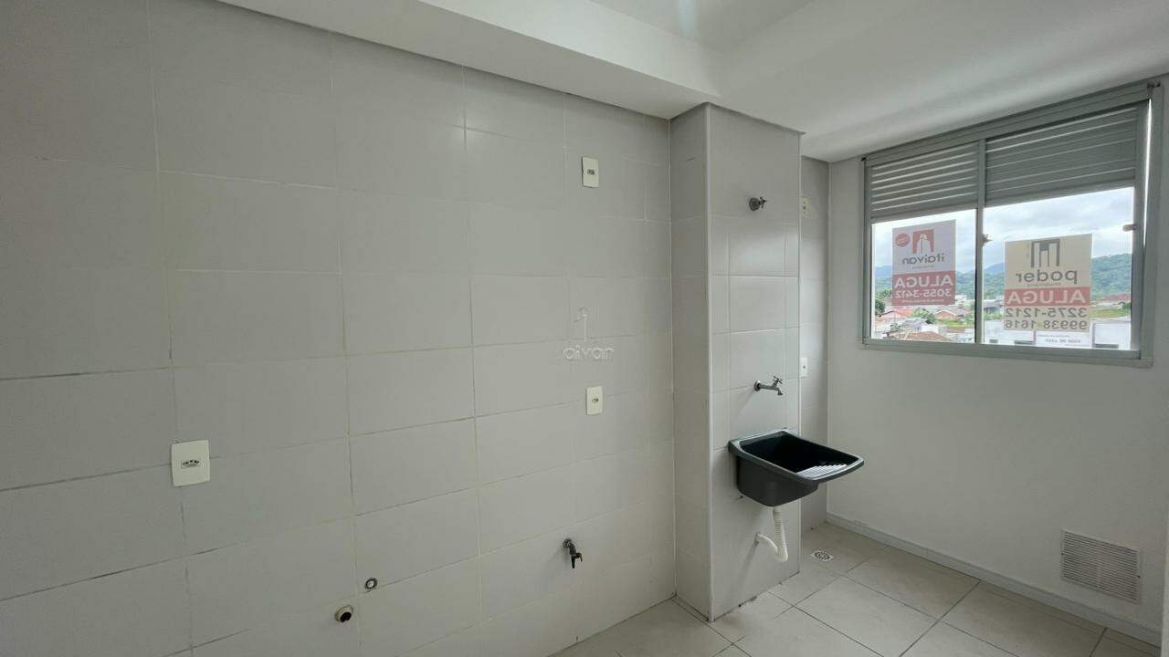 Apartamento para aluguel no Jaraguá 99: 