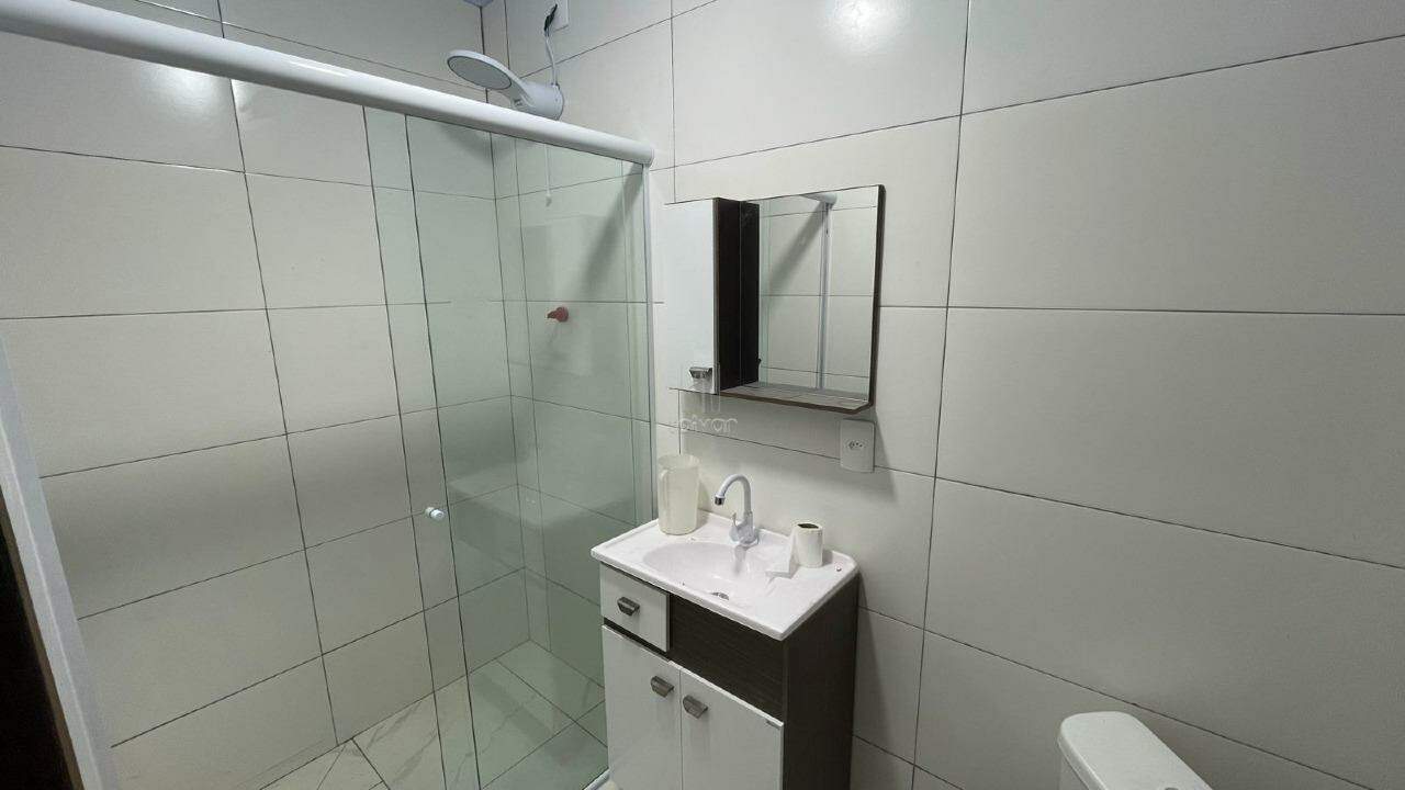Casa para aluguel no Tifa Martins: 