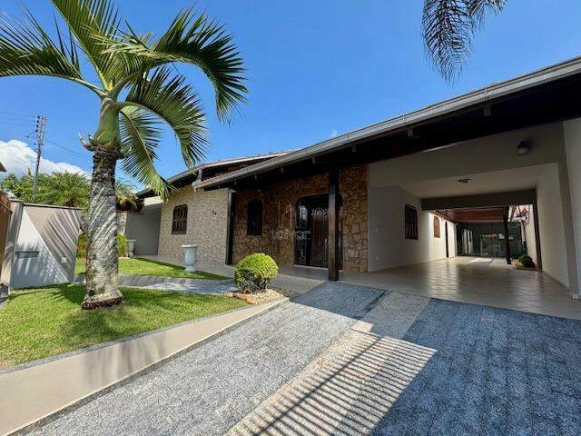 Casa para aluguel no Czerniewicz: 
