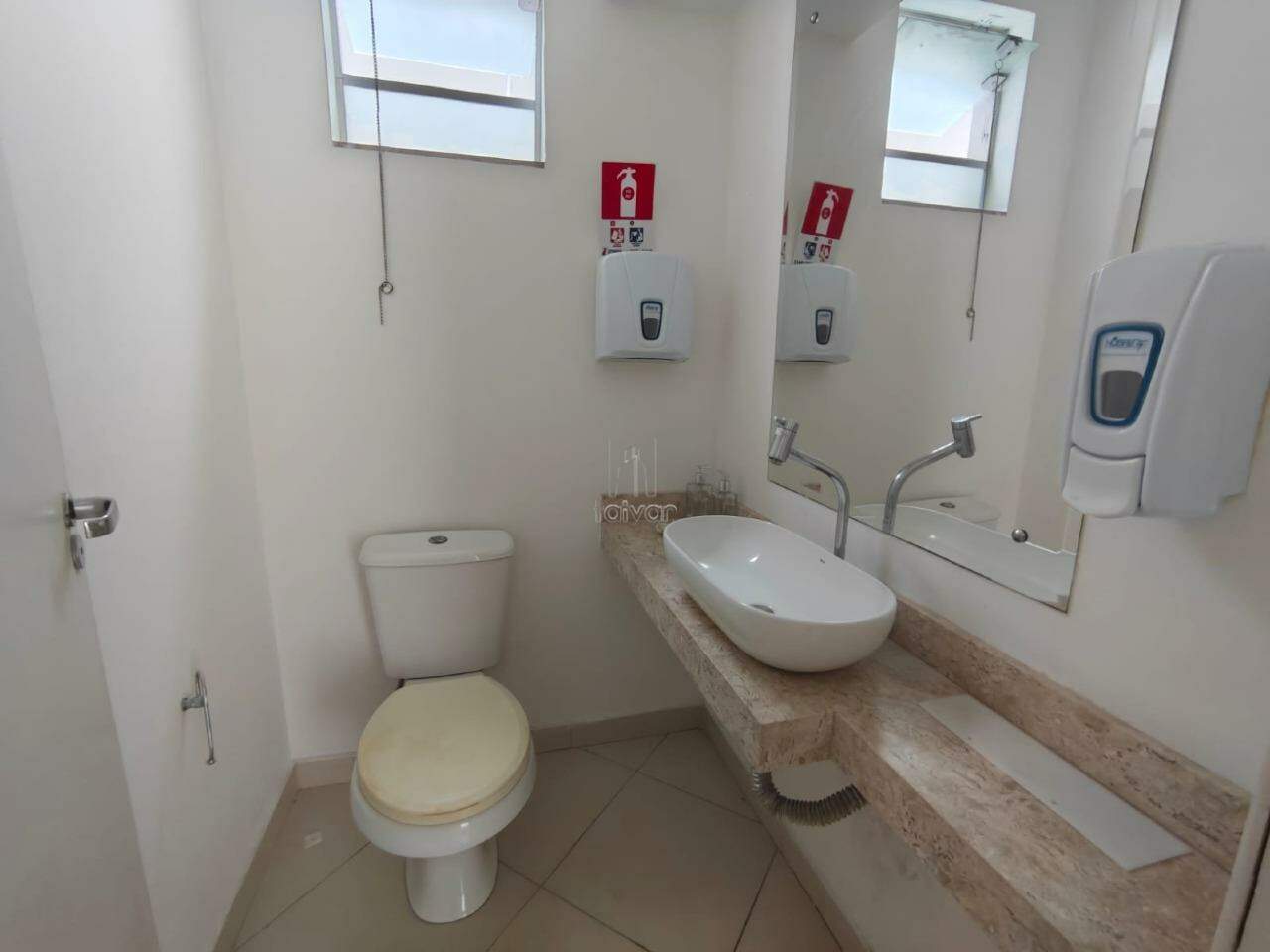 Sala Comercial à venda no Centro: 