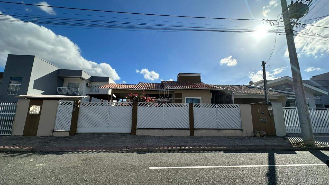 Casa à venda no Três Rios do Sul: 