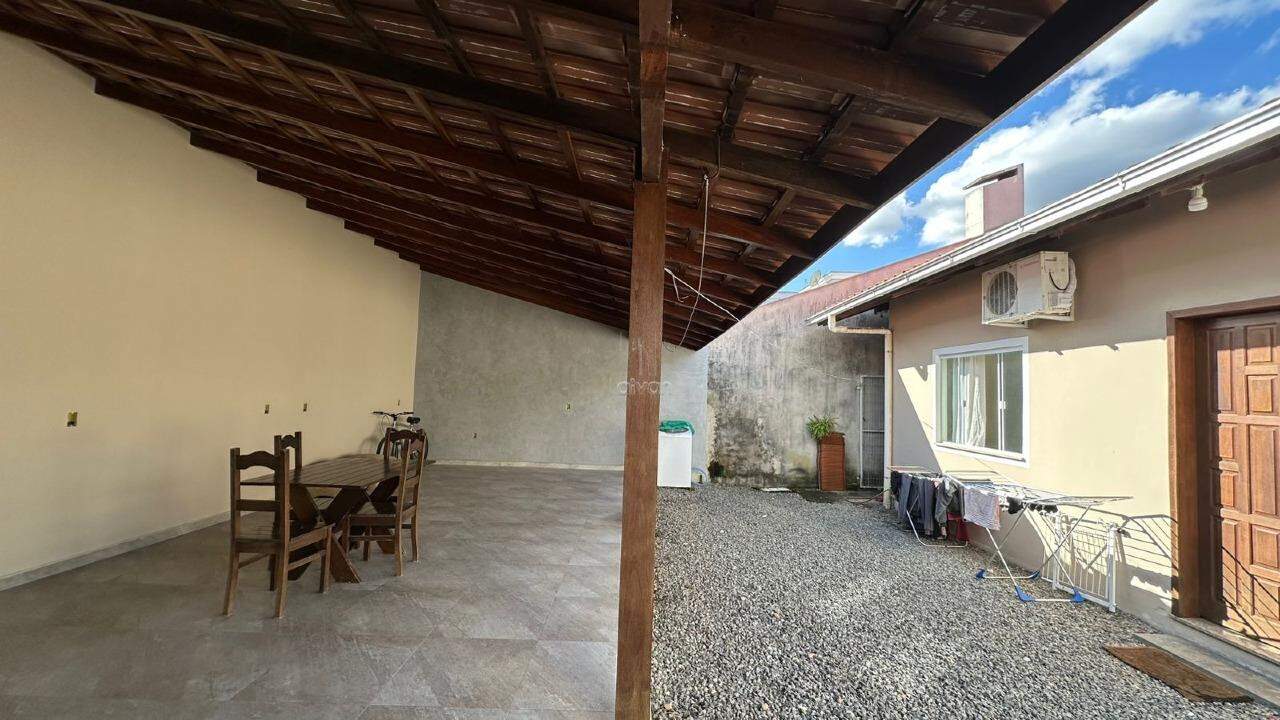 Casa à venda no Três Rios do Sul: 