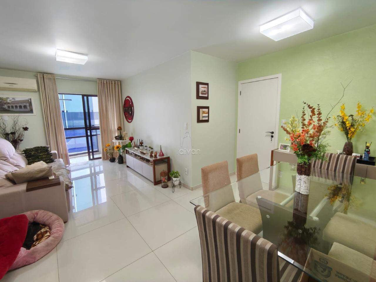 Apartamento para aluguel no Centro: 
