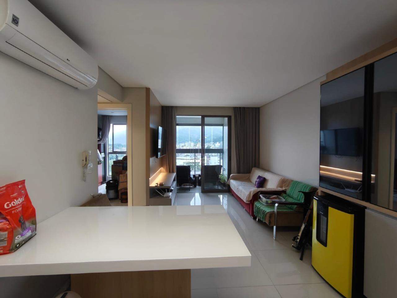 Apartamento para aluguel no Centro: 