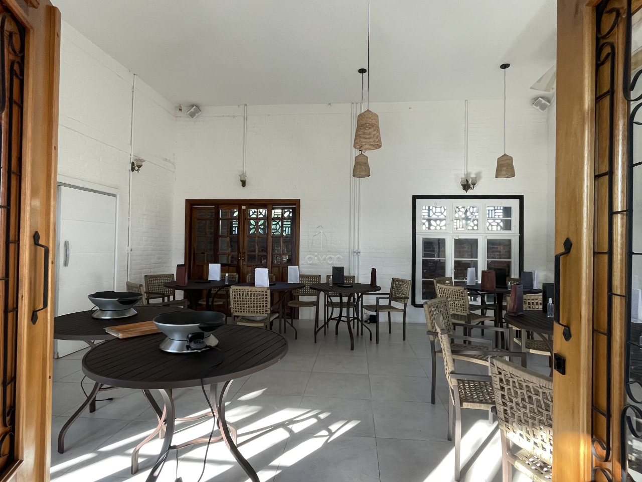 Casa comercial à venda no Amizade: 