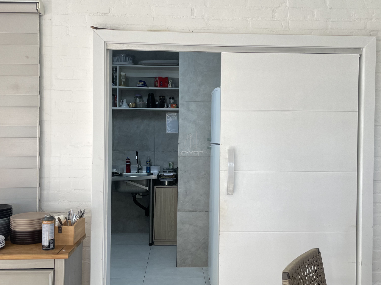 Casa comercial à venda no Amizade: 