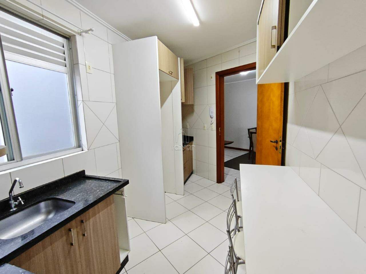 Apartamento para aluguel no Nova Brasília: 