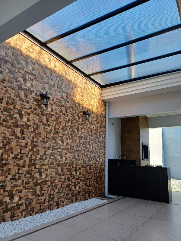 Casa à venda no Amizade: 