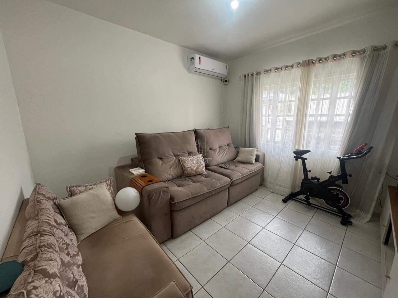 Casa à venda no Ilha Da Figueira: 