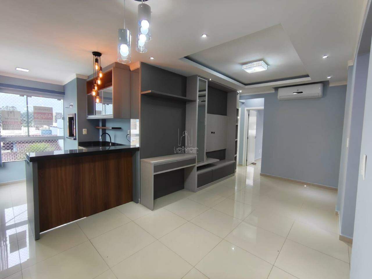 Apartamento para aluguel no Centenário: 