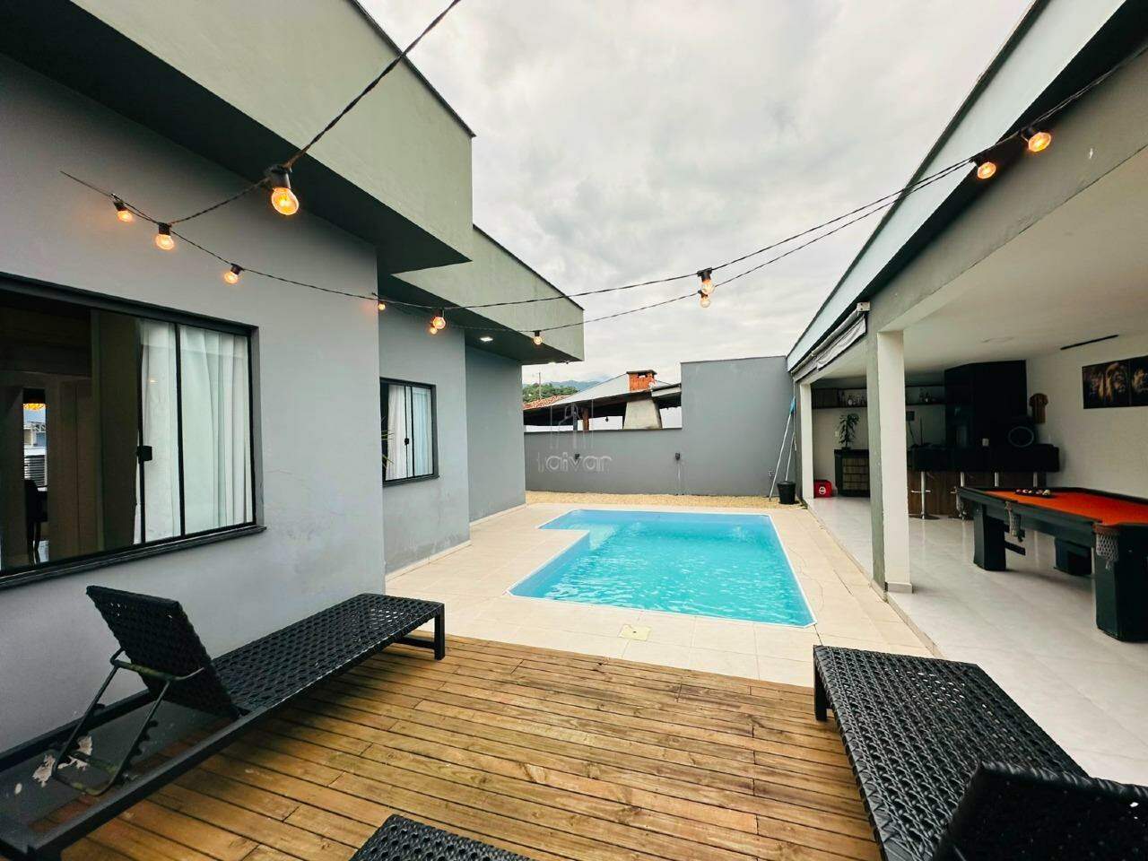 Casa à venda no Três Rios do Norte: 