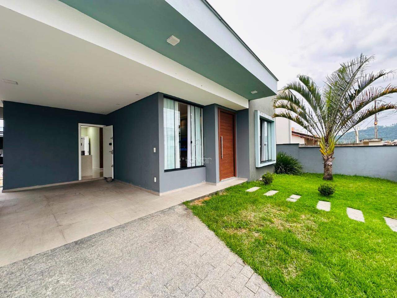 Casa à venda no Três Rios do Norte: 