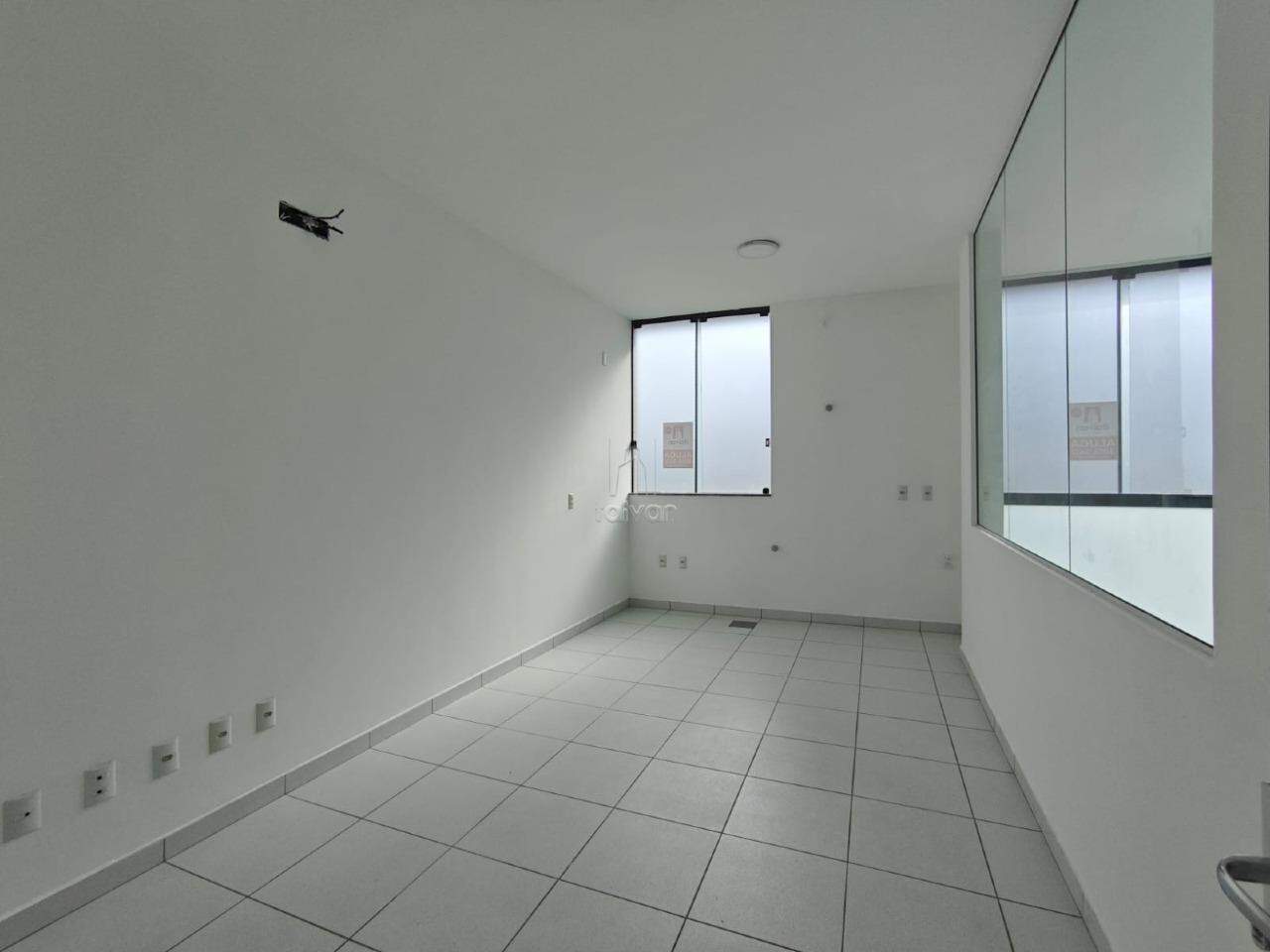Sala Comercial para aluguel no Centro: 