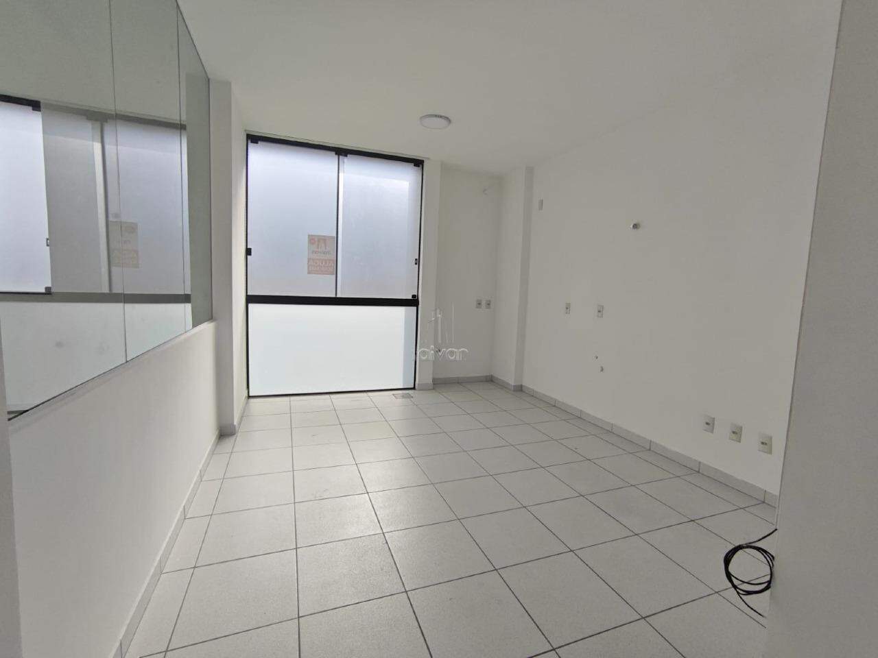 Sala Comercial para aluguel no Centro: 