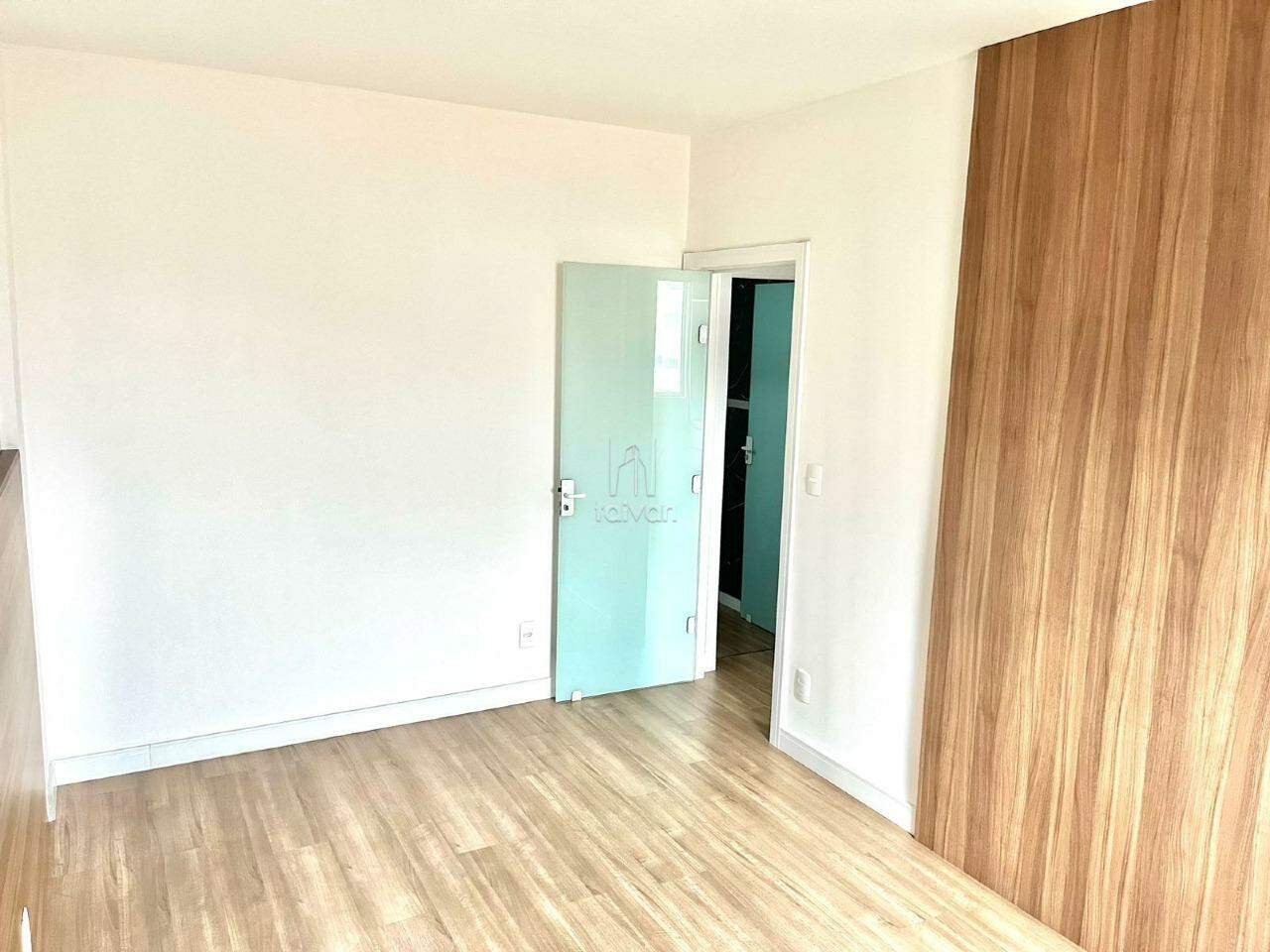Apartamento à venda no Vila Nova: 