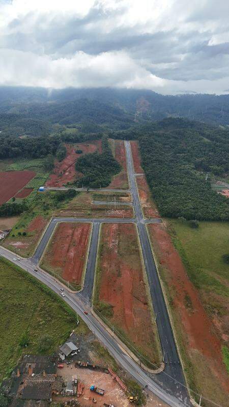 Lote à venda no Três Rios do Norte: 
