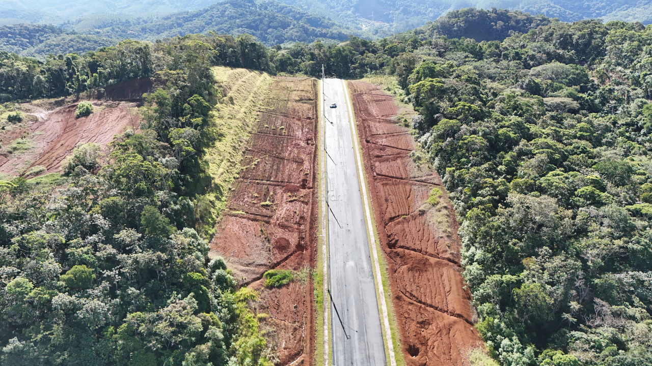 Terreno à venda no Três Rios do Norte: 