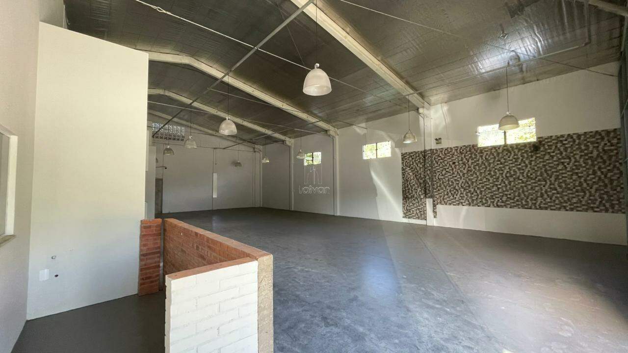 Galpão para aluguel no Jaraguá Esquerdo: 