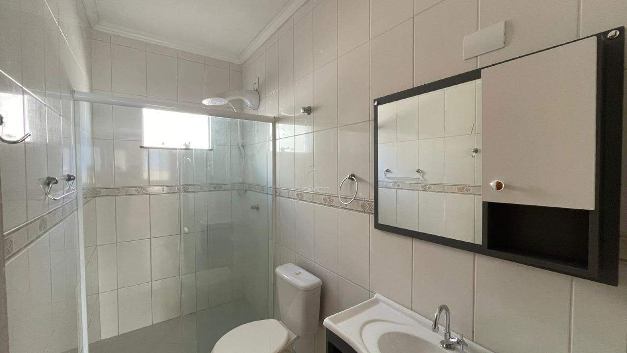 Casa para aluguel no Jaraguá Esquerdo: 