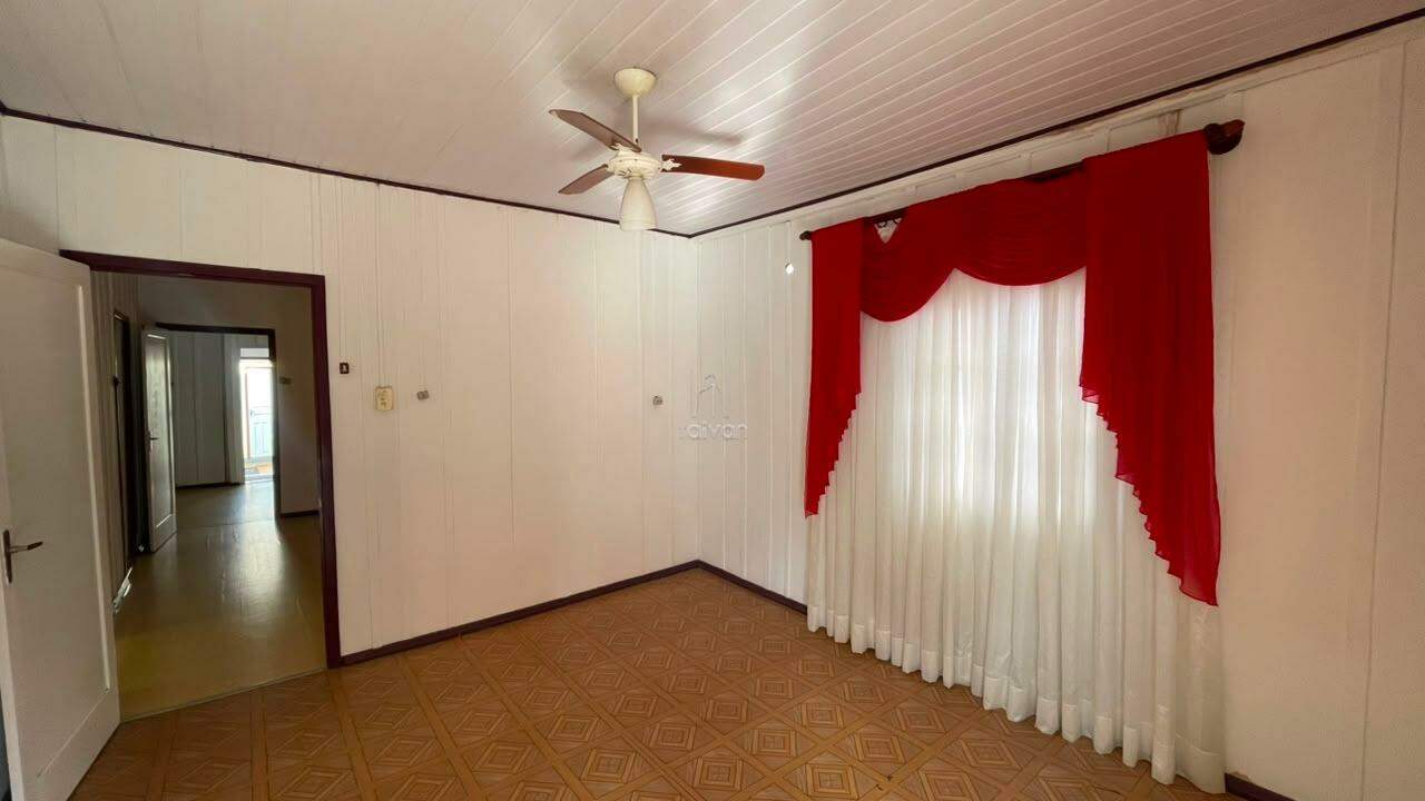 Casa para aluguel no Centro: 