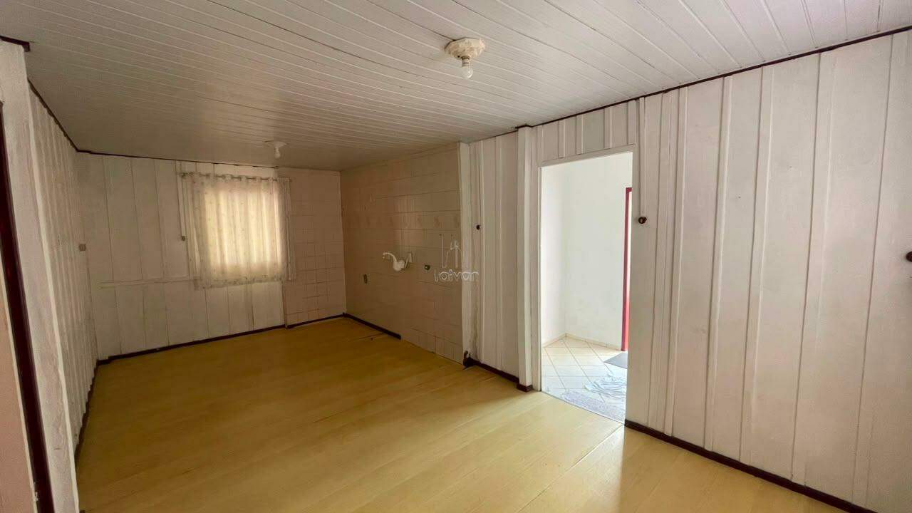 Casa para aluguel no Centro: 