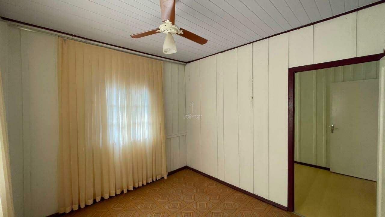 Casa para aluguel no Centro: 