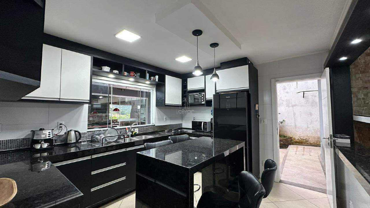Casa para aluguel no Chico de Paulo: 