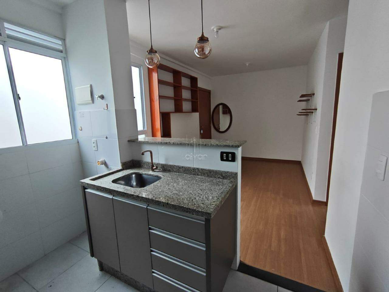 Apartamento para aluguel no Jaraguá 99: 