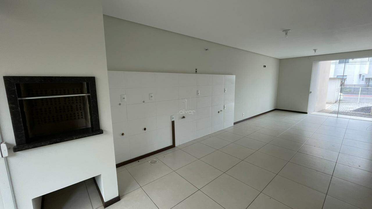 Apartamento para aluguel no Nereu Ramos: 