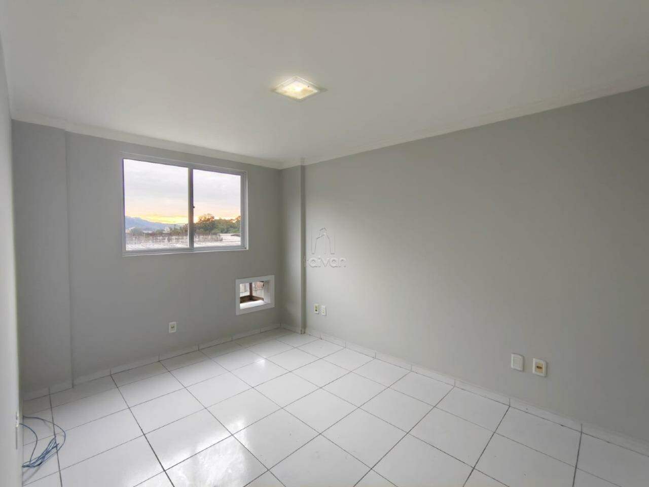 Apartamento para aluguel no Vila Baependi: 
