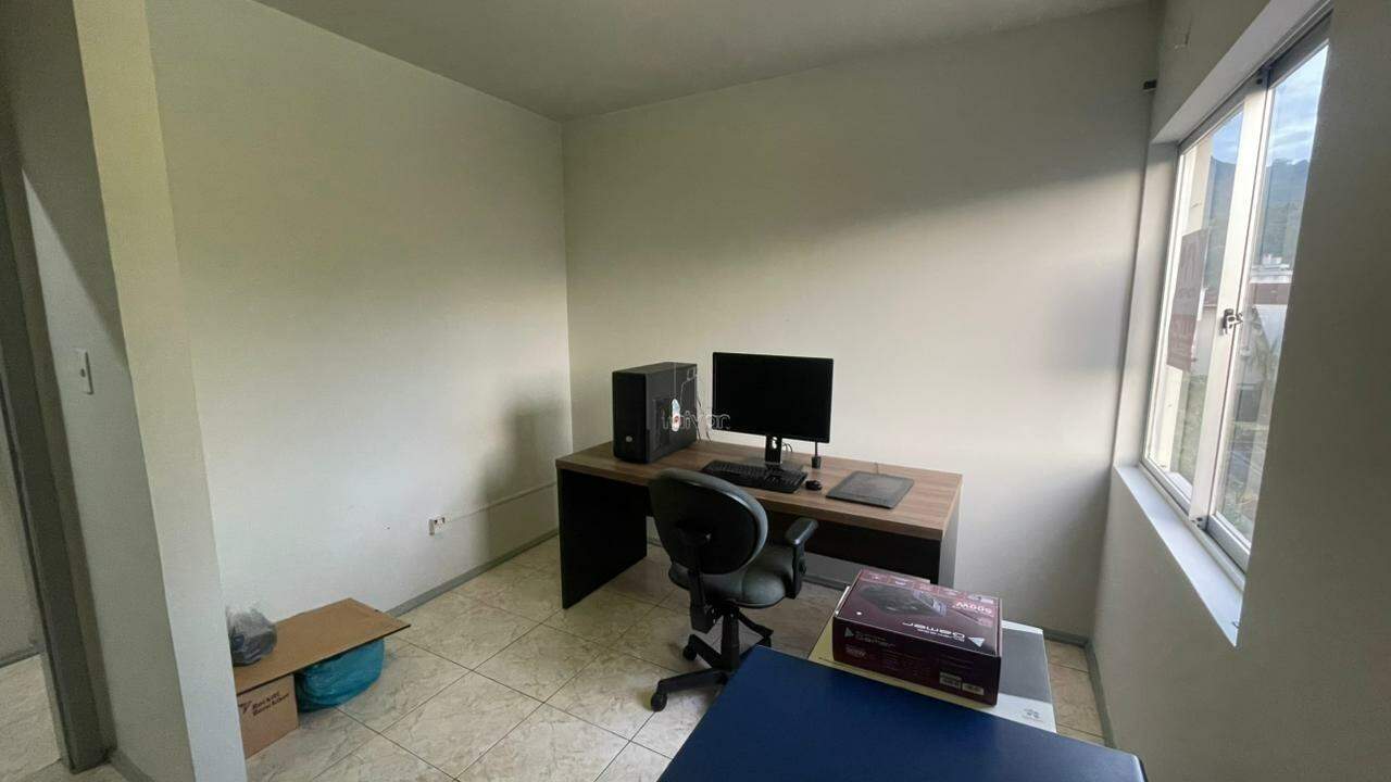 Apartamento para aluguel no Centro: 