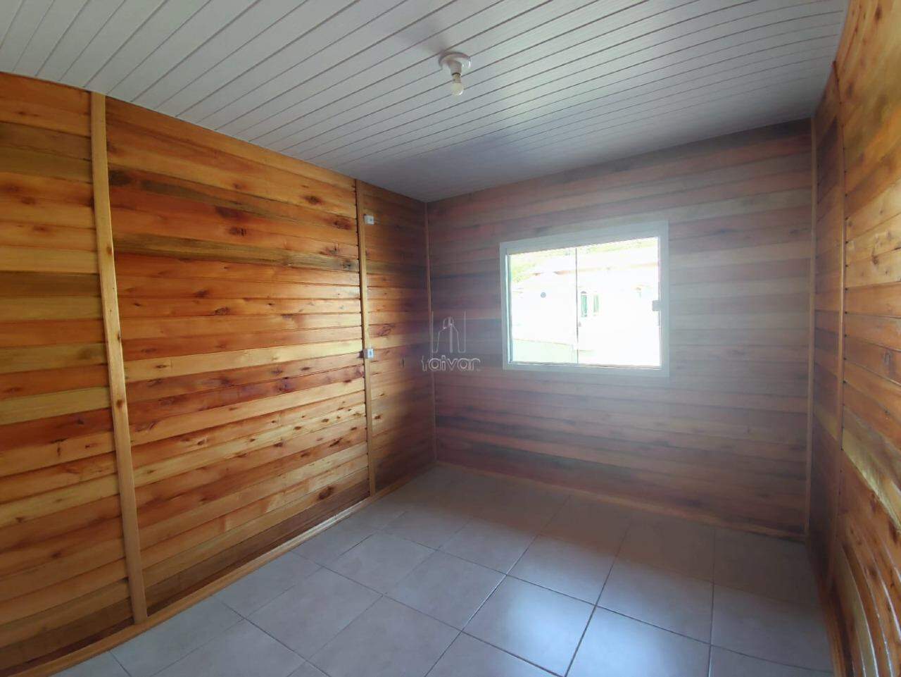 Casa para aluguel no Ilha Da Figueira: 