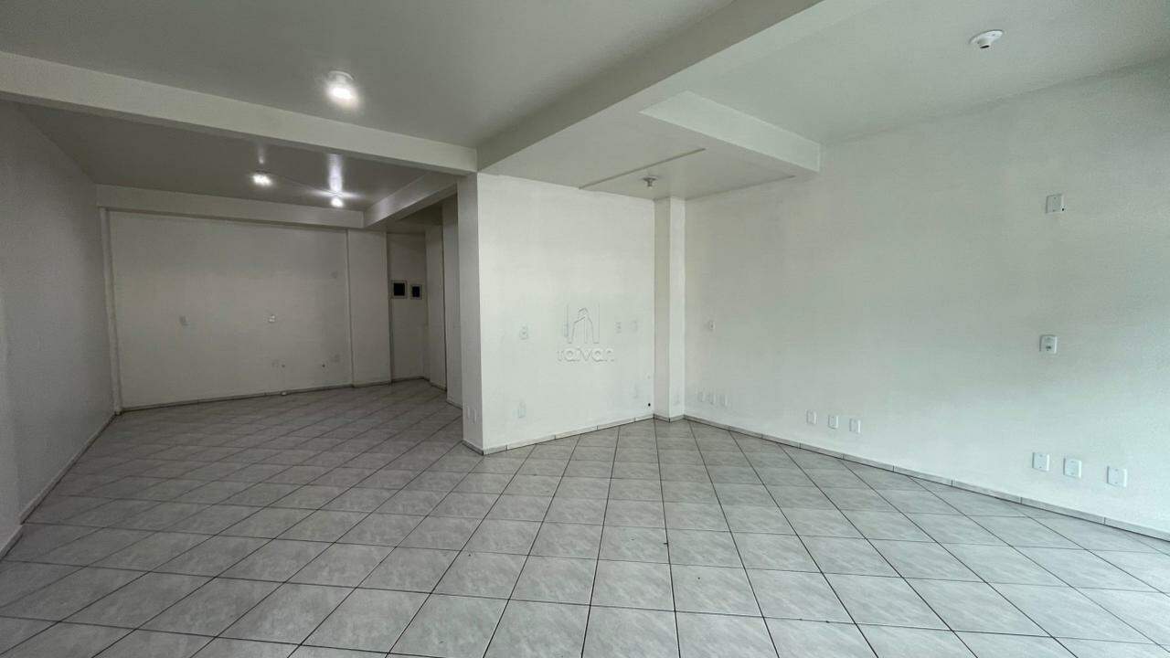 Sala Comercial para aluguel no Ilha Da Figueira: 