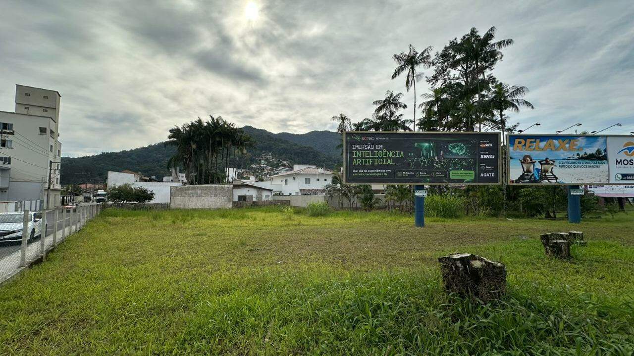Terreno para aluguel no Czerniewicz: 