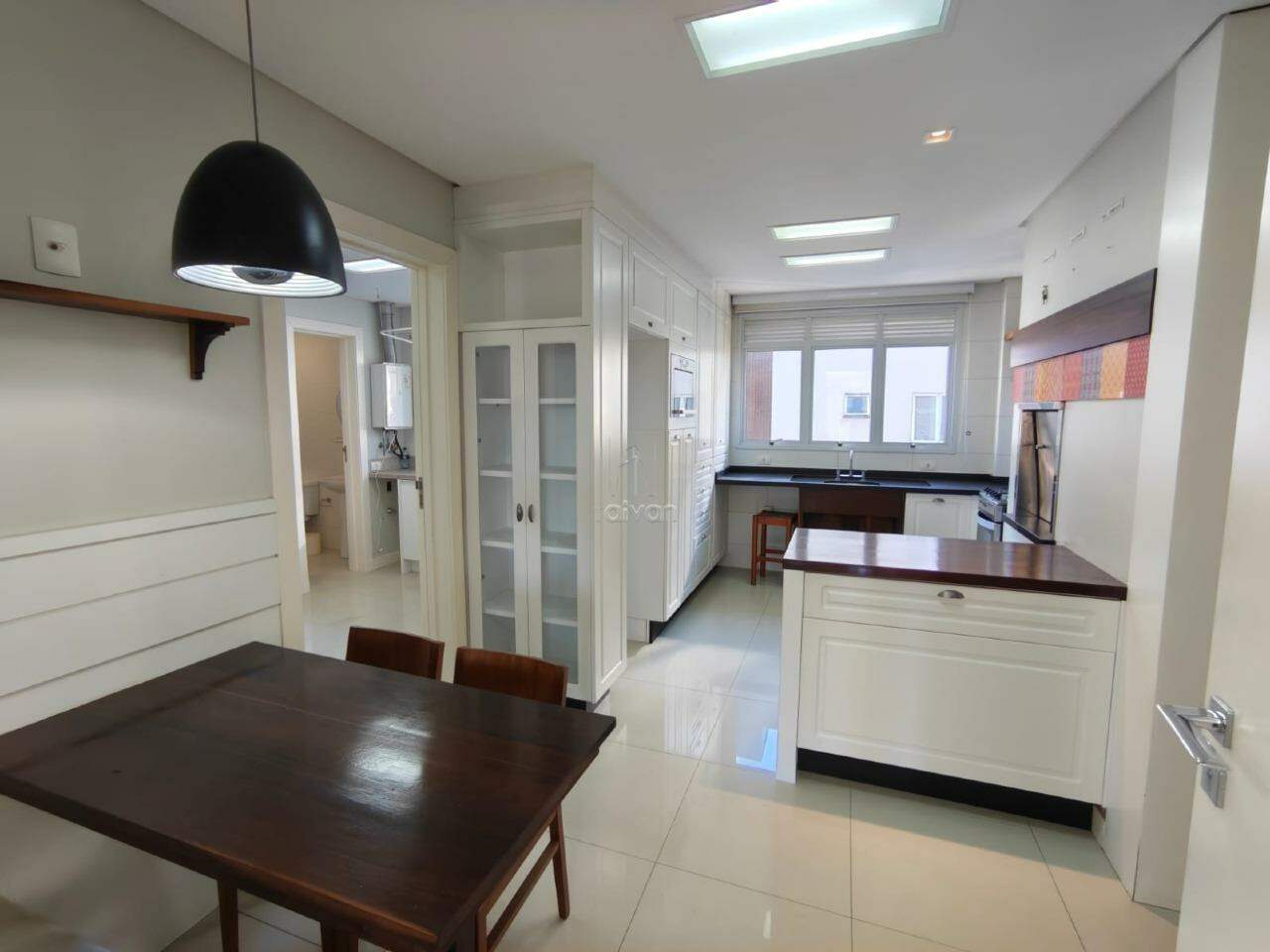 Apartamento para aluguel no Centro: 