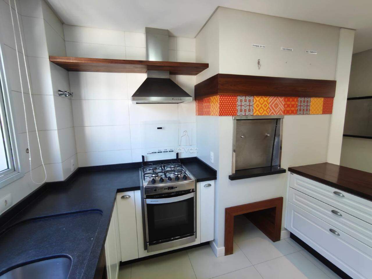 Apartamento para aluguel no Centro: 
