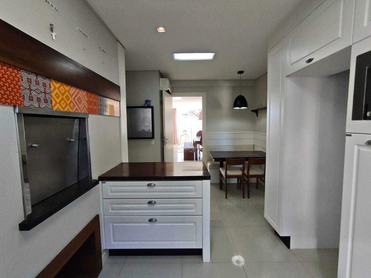 Apartamento para aluguel no Centro: 