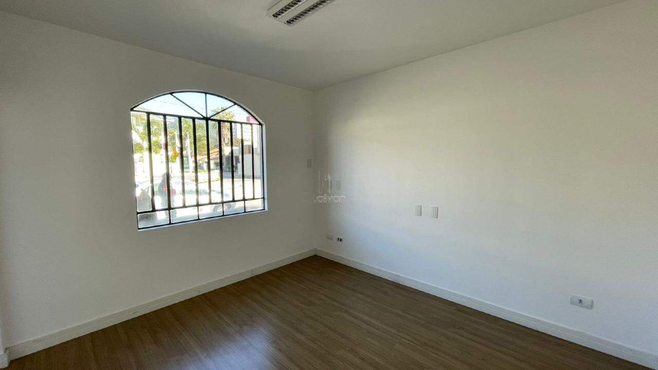 Casa comercial para aluguel no Vila Nova: 