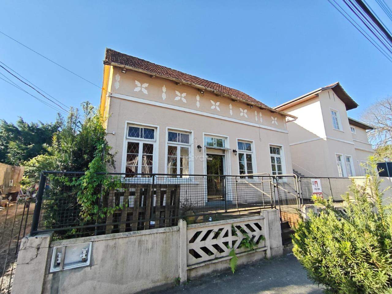 Casa comercial para aluguel no Centro: 