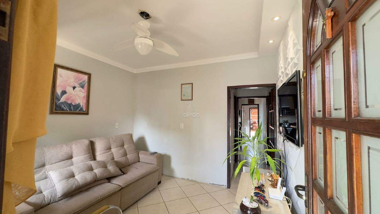 Casa à venda no Tifa Martins: 