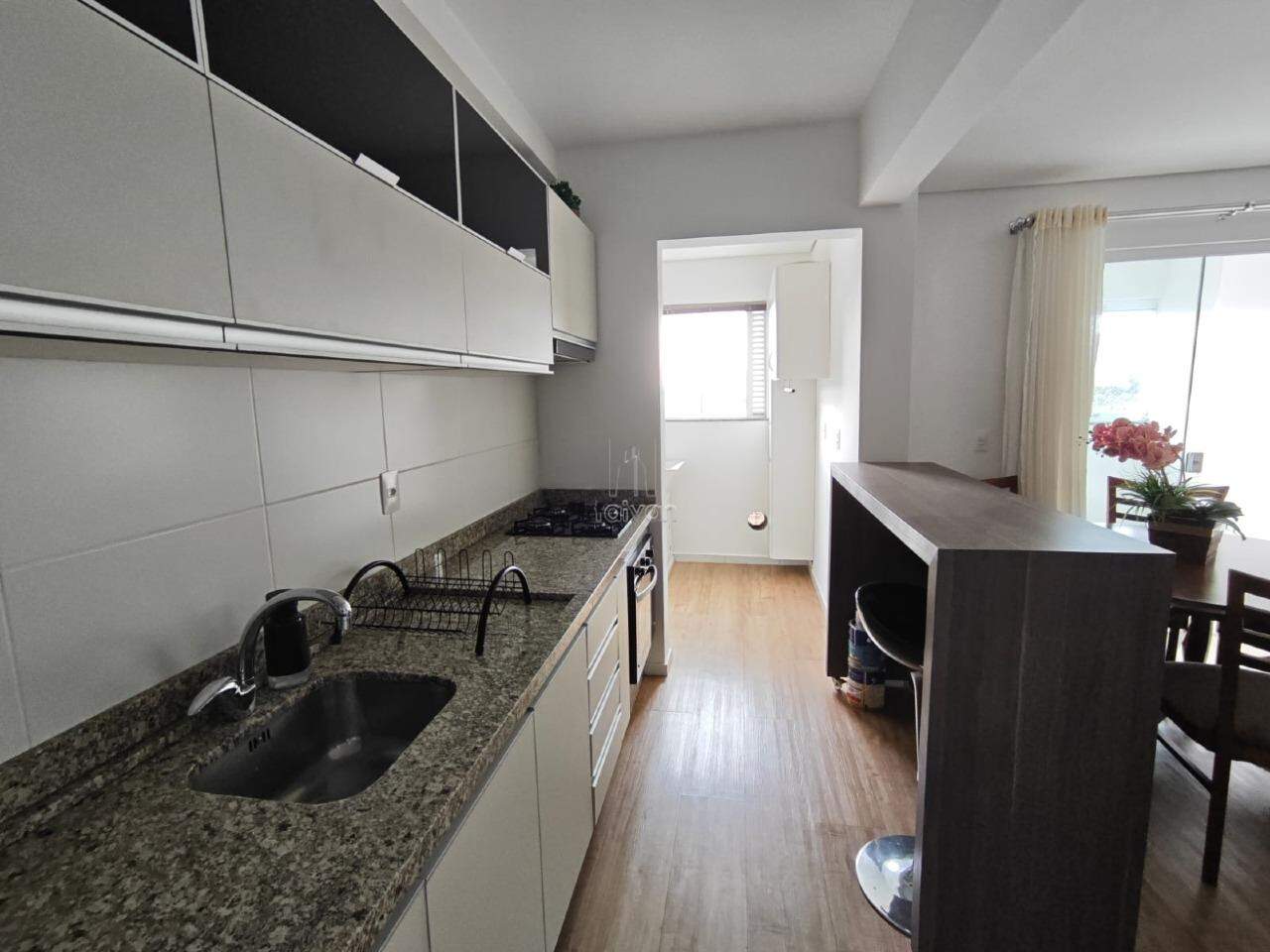 Apartamento para aluguel no Centro: 
