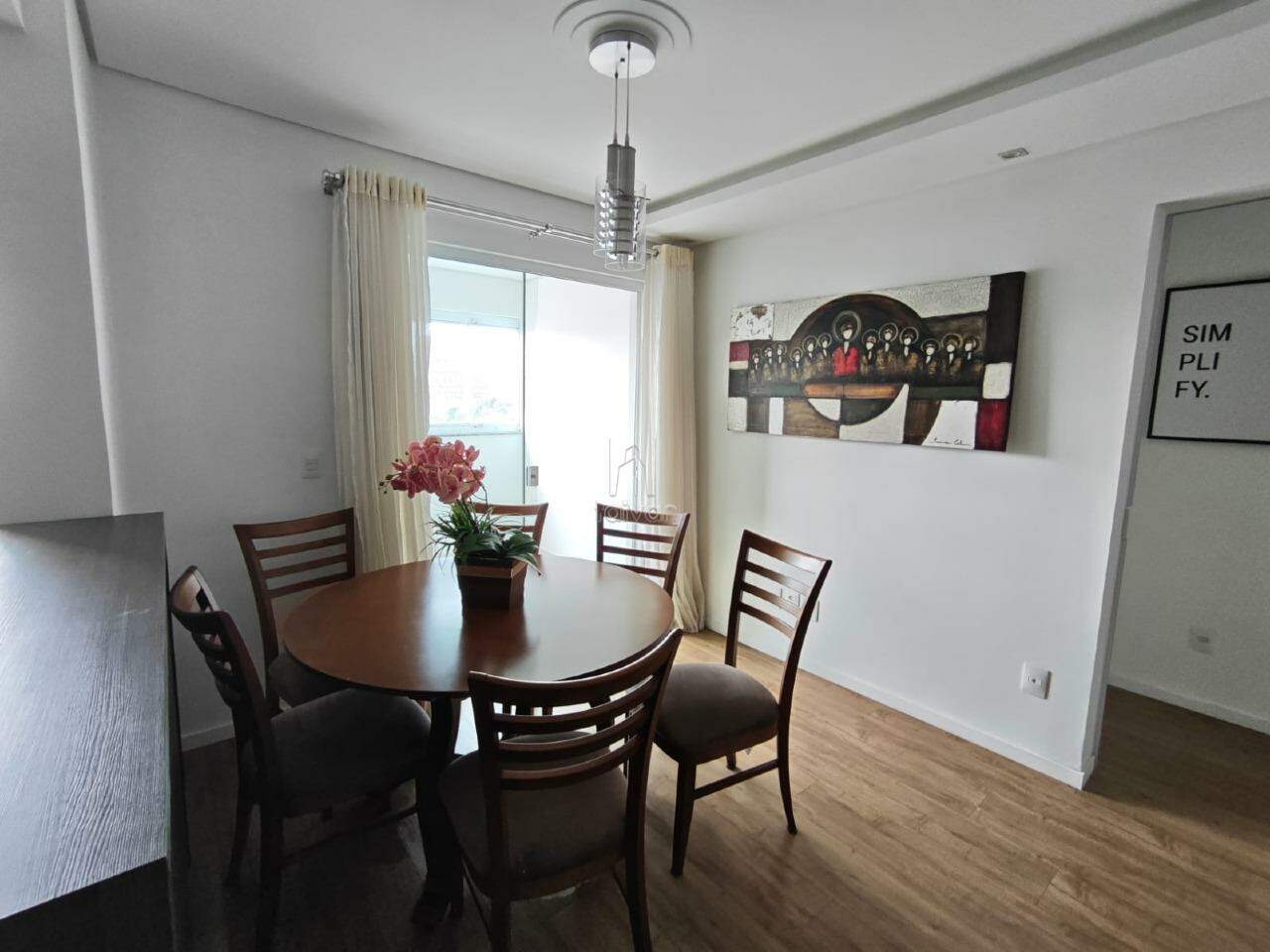 Apartamento para aluguel no Centro: 