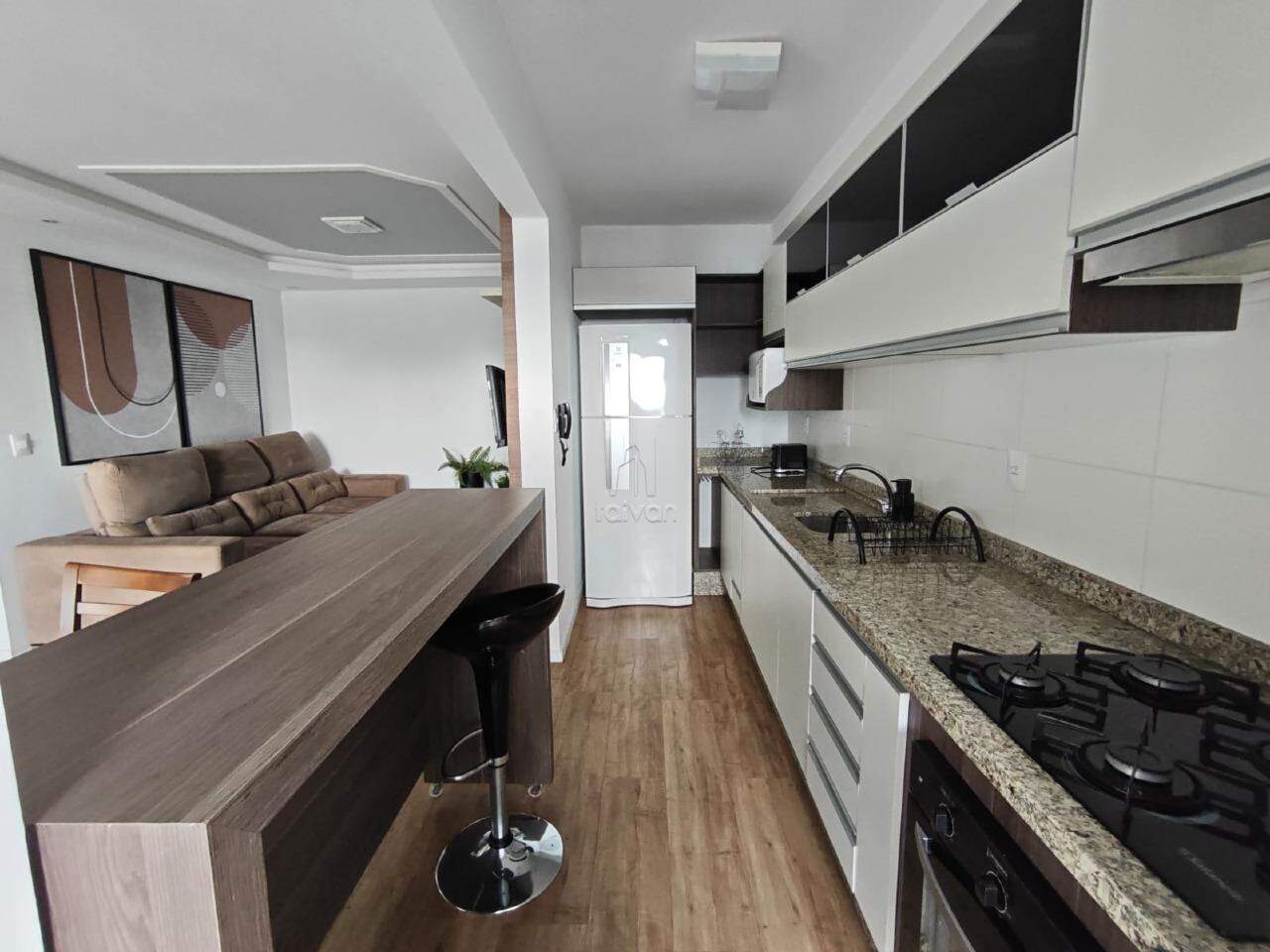 Apartamento para aluguel no Centro: 