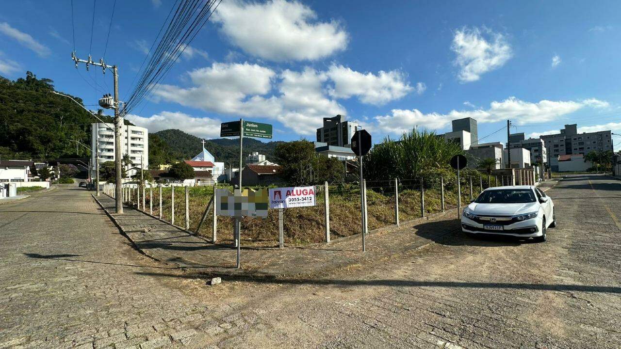 Terreno para aluguel no Vila Nova: 